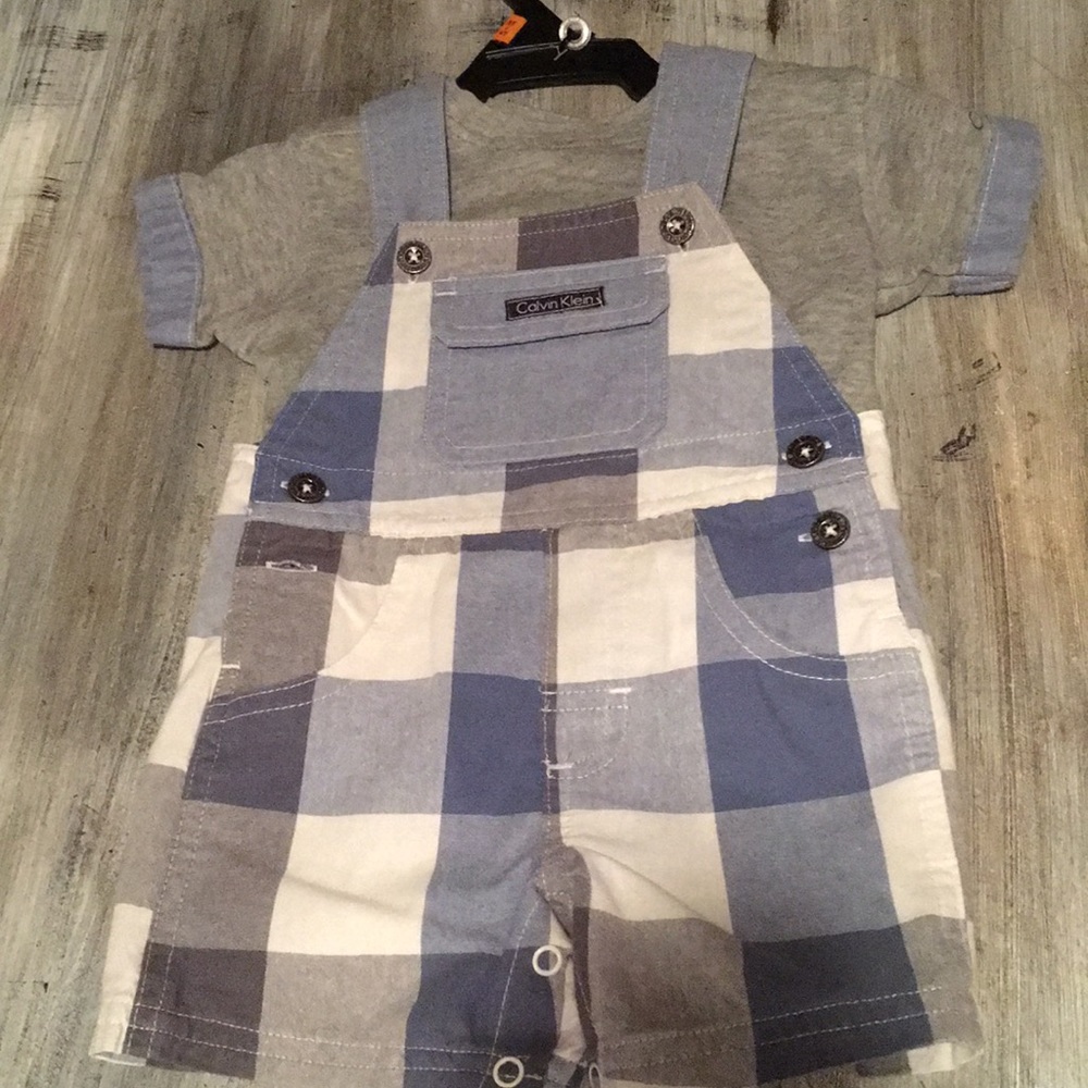 Baby boys “Calvin Klein” short overall set NWOT